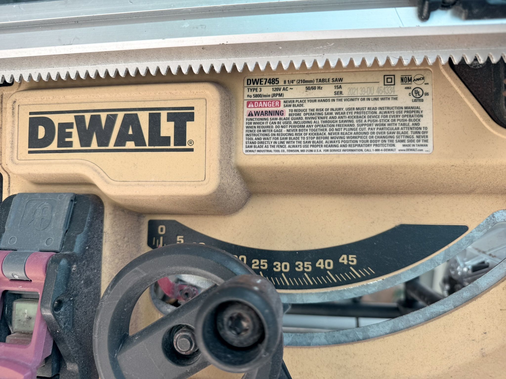 Dewalt Table Saw With Mobile Stand 