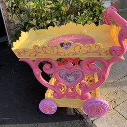Princess Toy Cart Disney Princesses Musical Tea Cart, Belle pick up Coral Springs 33071