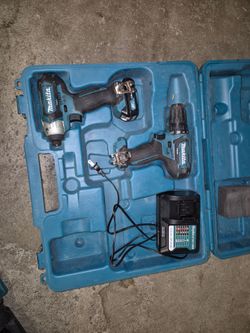 12 volts Makita Drills For Sale Works Great Battery And Charger Include