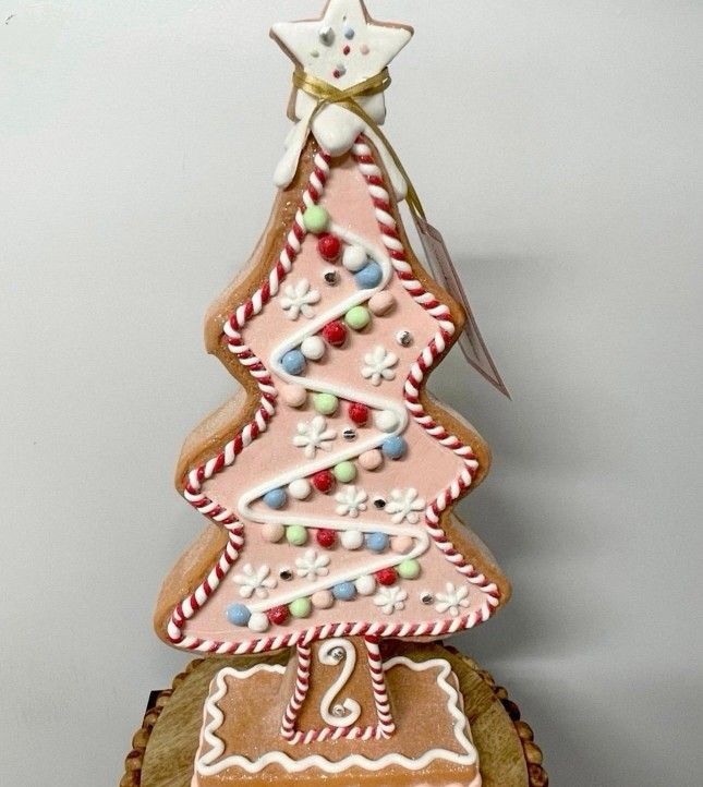18" PINK PASTEL GINGERBREAD TREE