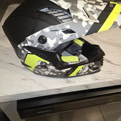 Bilt Lux Helmet Large