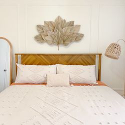 King Size Bed Frame + King MaLress