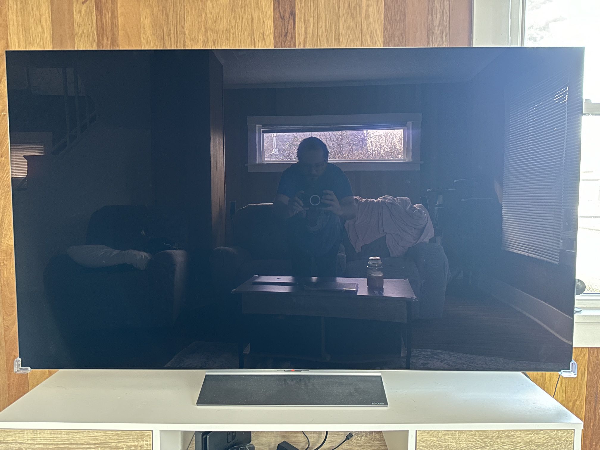 65 Inch LG C2 (for Parts)