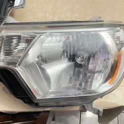 Tacoma 2012-15 Headlights