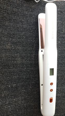 Lunata hair straightener