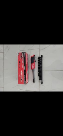Milwaukee M12 fuel 3/8 1/4 rachet tool only new