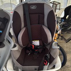 Evenflo Triumph Car Seat