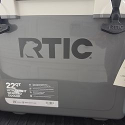 Rtic Ice Cooler 
