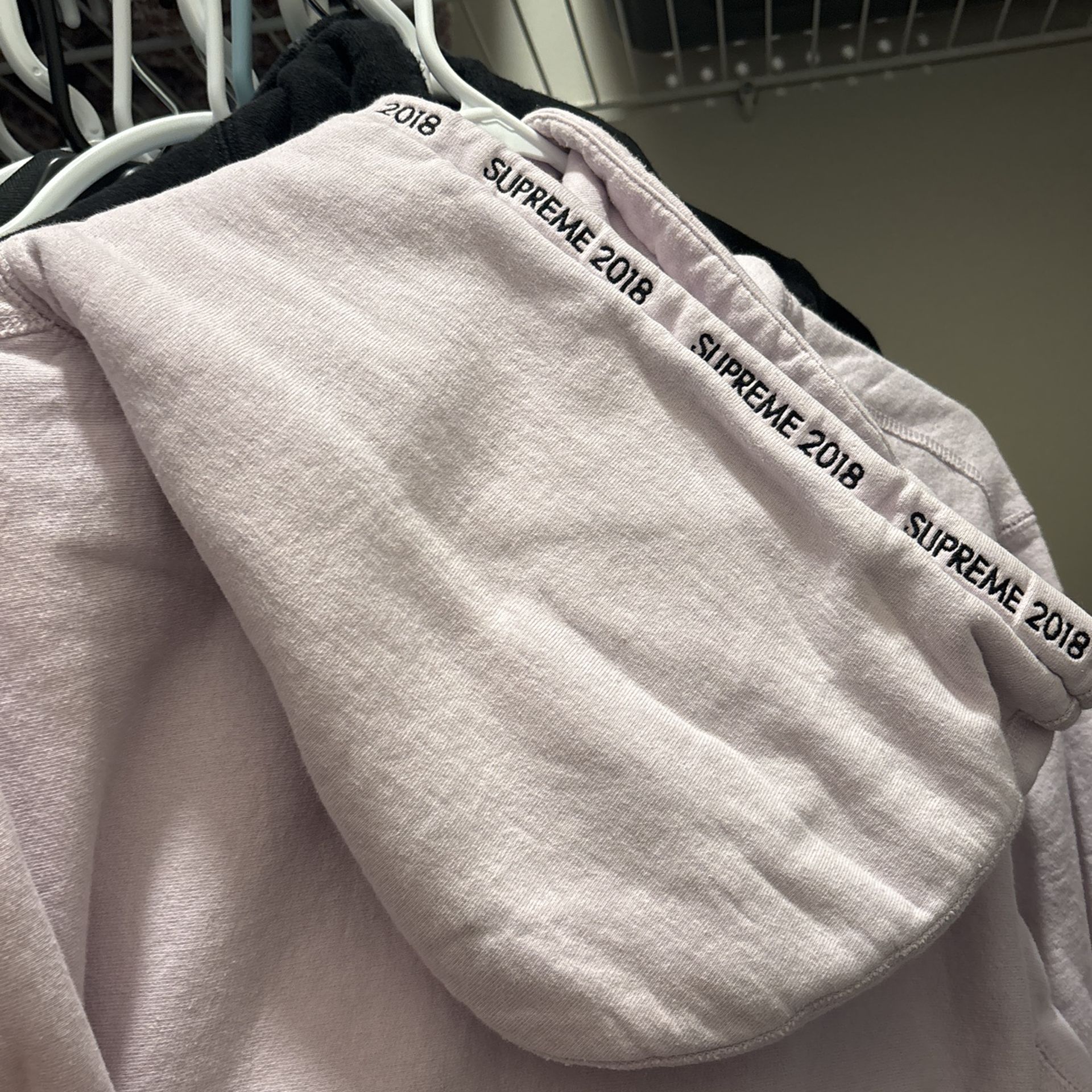 Supreme 2018 Hoodie Men’s Large But Shrunk