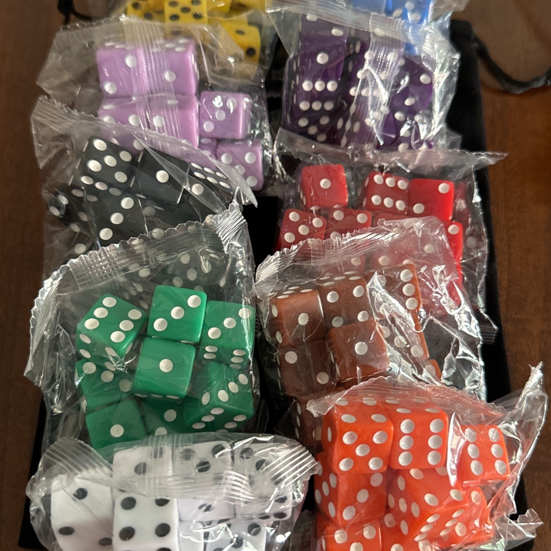 100 Piece dice Set