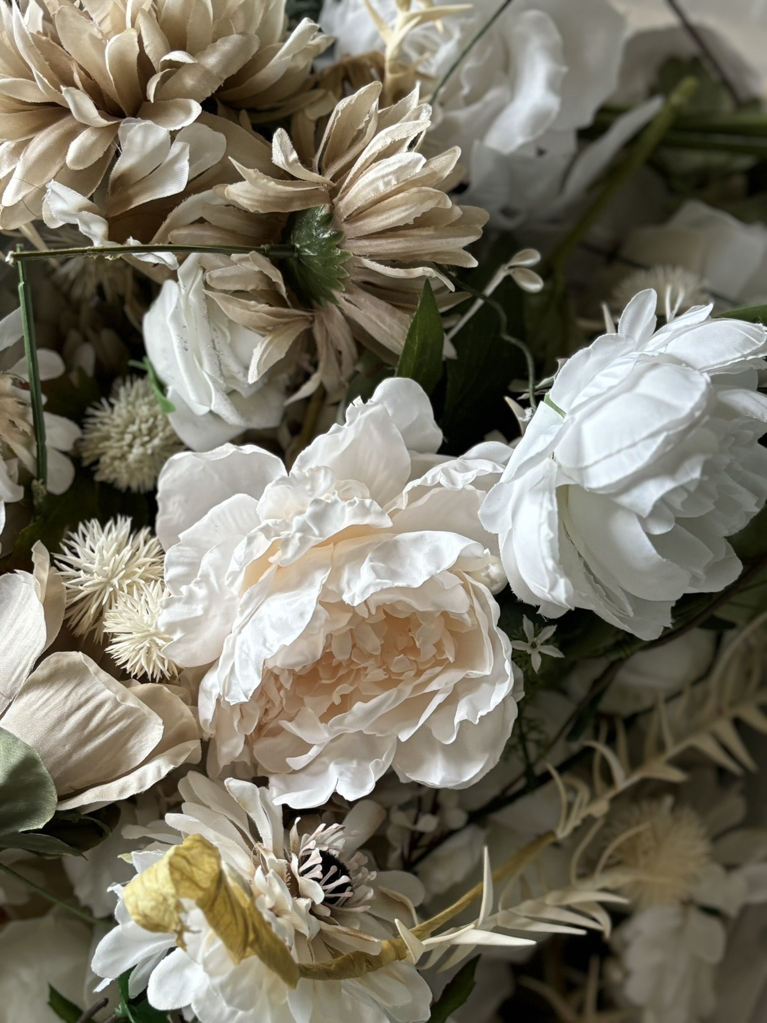Box Full Silk Ivory Flowers