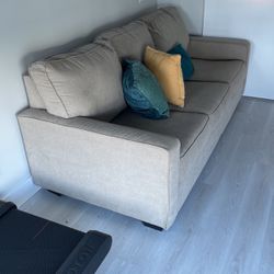 Couch With Pull Out Queen Size Bed