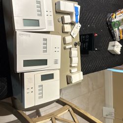 Ademco Vista 128 With Three Keypads Wireless Sensors Working Condition