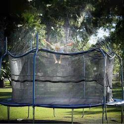 Trampoline Sprinkler for Kids Outdoor Trampoline Sprinkler Waterpark Fun Summer Outdoor Water Games Yard Toys Sprinklers Backyard Water Park for Boys