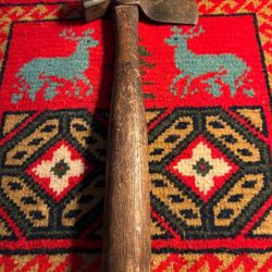 HACHA ANTIGUA DE CAST IRON