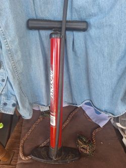 Bicycle pump