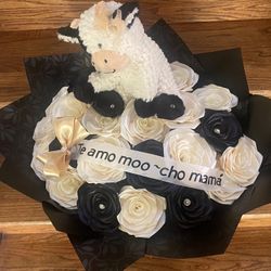 Hermosos ramos de rosas eternas para mama 