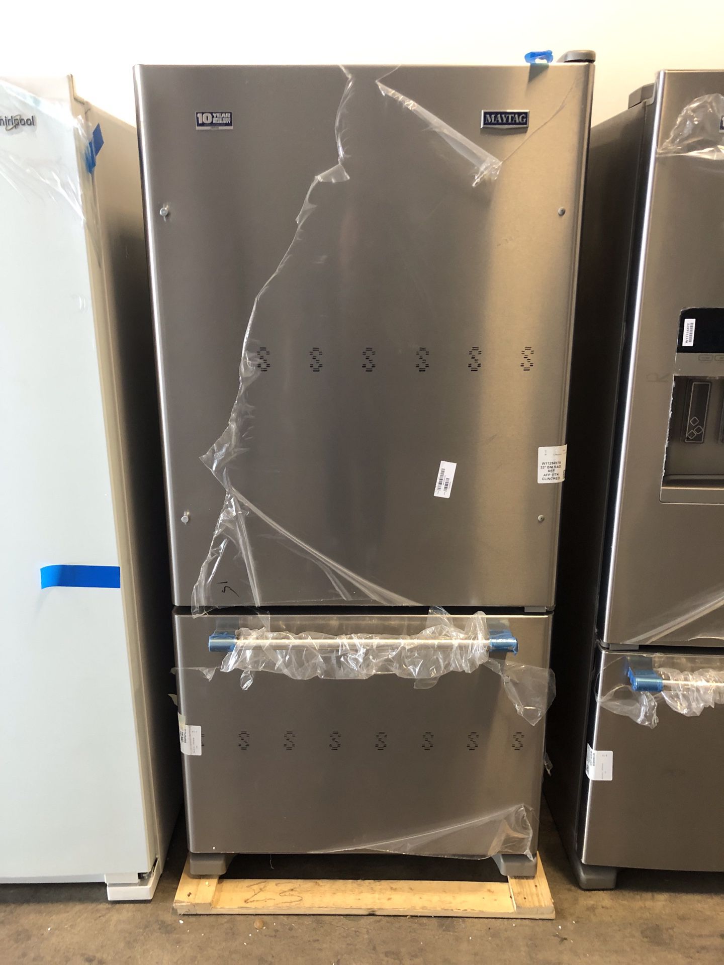 Maytag 22 cu.ft. Bottom Freezer Refrigerator Fingerprint Resistant Stainless Steel EZ FINANCING AVAILABLE
