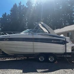 2006 Crownline  270 CR Cuddy Cabin Cruiser/ Sport Yacht