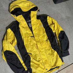Vintage North face Gore Tex Jacket Size Medium Summit Series 