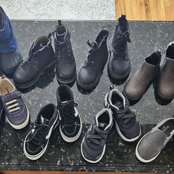 Assorted Little Boys Size 11 Shoes!
 

