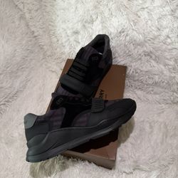 Burberry Shoes