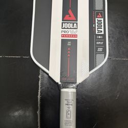 Joola pickleball paddle