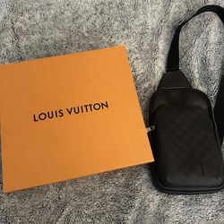 Louis Vuttion Sling Bag
