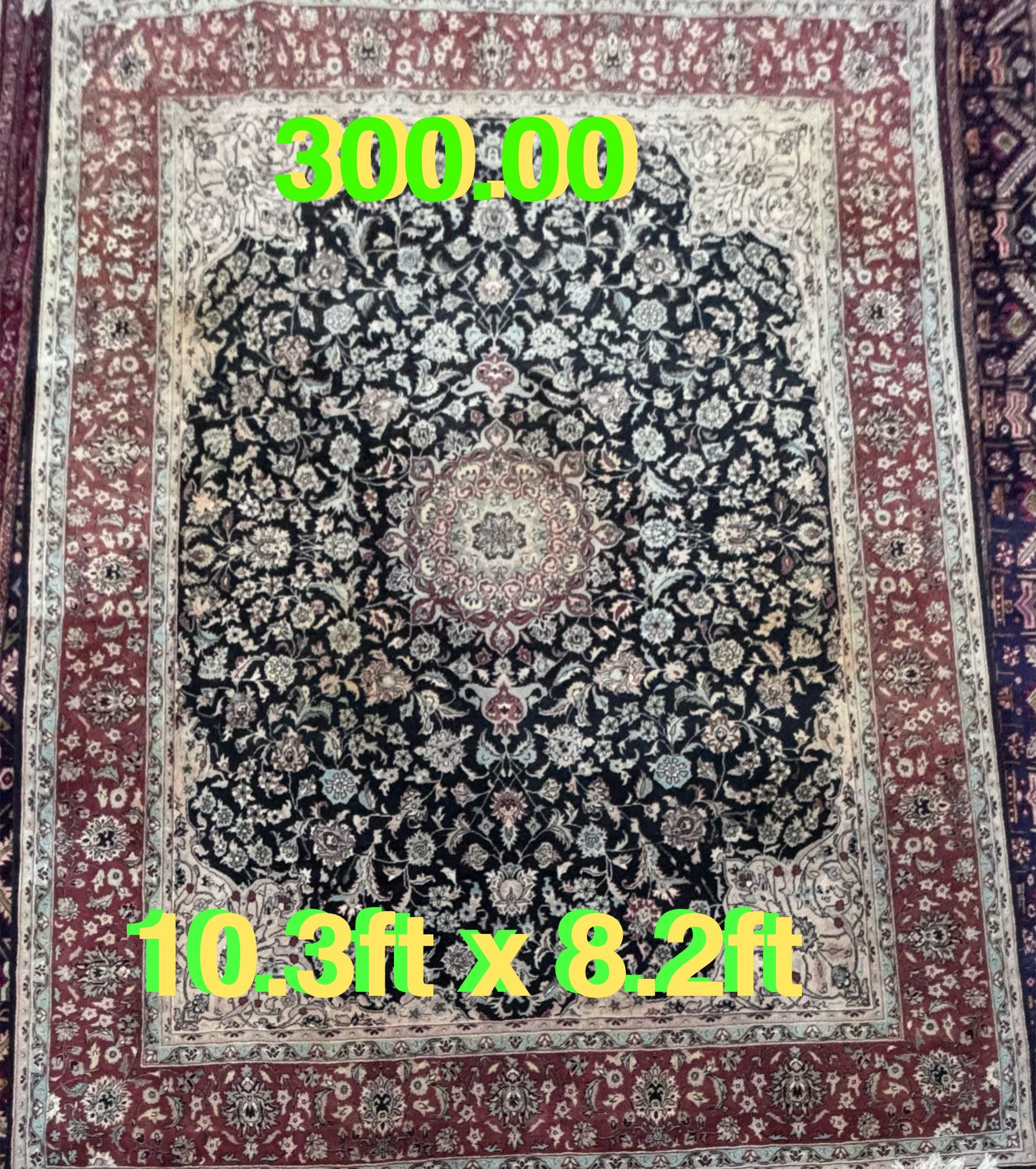 Vintage Handmade Wool Rug In Good Condition