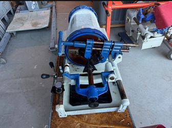 Pipe Threading Machine