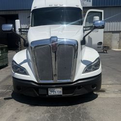 2022 Kenworth T680 500 HP CUMMINS