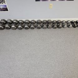 Dumbells 
