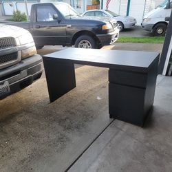 Student Desk