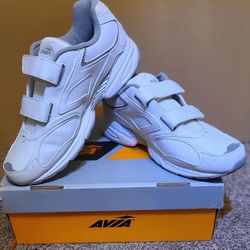 Avis Men’s Walking Shoes