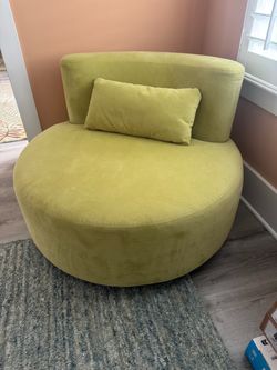 Round Swivel Accent Chair with Lumbar Pillow