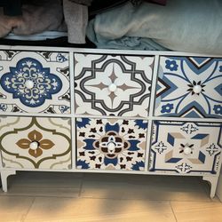 White Dresser With Fabric Drawers