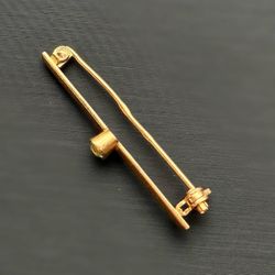 Vintage Jewelry 583 14k solid rose gold Soviet Union prasiolite 0.25CT Brooch Design