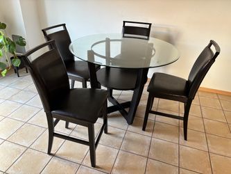Round Glass Top Dining Table with 4 Chairs