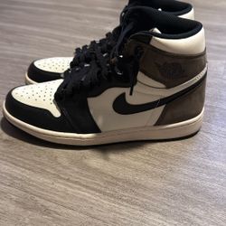 Mochas Air Jordan 1’s