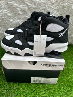 Reebok Above The Rim ATR Decimator Sneakers Size 6