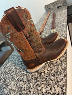 ARIAT boots