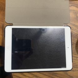 iPad White