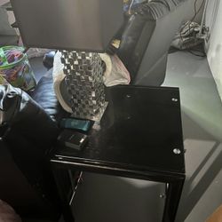 End Tables And Lamps