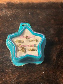 Vintage Seven piece ring set