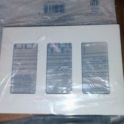 Leviton 3g Decora Plus Wall Plate