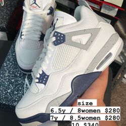 Jordan 4 Midnight Navy size 6.5y,7y & 10