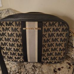 Michael Kors Crossbody Bag 