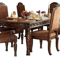 Ashley Dining Table 
