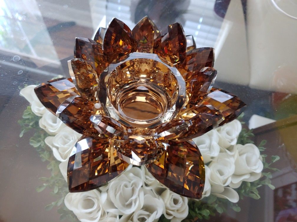 Lotus Crystal Candle Holder NEW