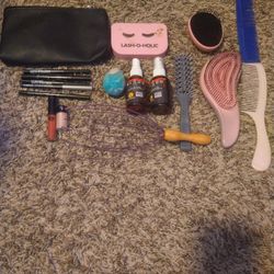 Makeup Cosmetic Bundle Assortment